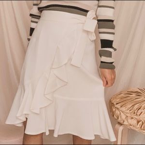 Aritzia Wilfred Ruffle Wrap Tie Waist Skirt